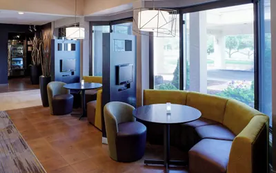 Photo 5 - Courtyard by Marriott Detroit Dearborn