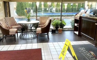 Photo 4 - Rodeway Inn