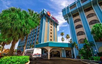 Photo 2 - Clarion Inn & Suites Miami International Airport