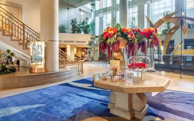 Photo 4 - Omni Los Angeles Hotel at California Plaza