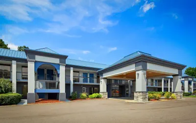 Photo 2 - Best Western Emporia