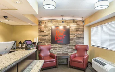 Photo 5 - Red Roof Inn Lansing West - MSU