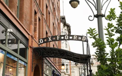 Photo 2 - The Oxford Hotel