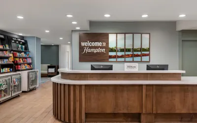 Photo 3 - Hampton Inn Owensboro South