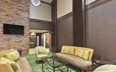 Photo 3 - La Quinta Inn by Wyndham Austin North