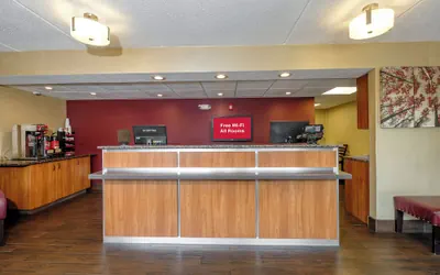 Photo 3 - Red Roof Inn Tallahassee - University