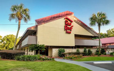 Photo 2 - Red Roof Inn Tallahassee - University