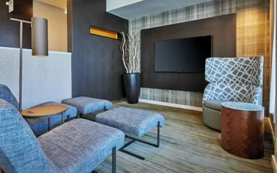 Photo 3 - Courtyard by Marriott Indianapolis Castleton