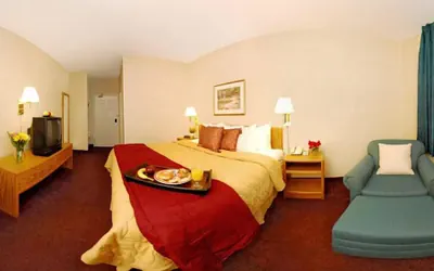 Photo 5 - Quality Inn Dayton North - Vandalia