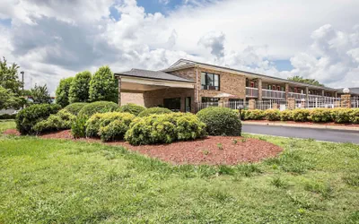 Photo 2 - Rodeway Inn Expo Center