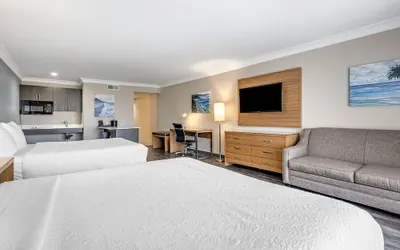 Photo 4 - The Encinitan Hotel & Suites