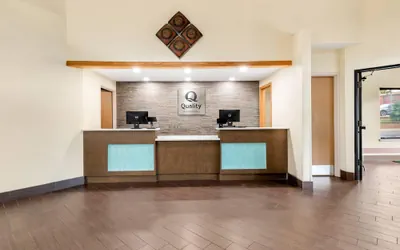 Photo 3 - Quality Inn & Suites Lawrence - University Area