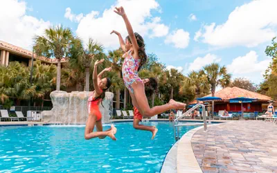 Photo 2 - DoubleTree by Hilton Orlando Theme Park Resort