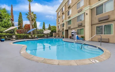 Photo 2 - Comfort Inn Chula Vista San Diego South