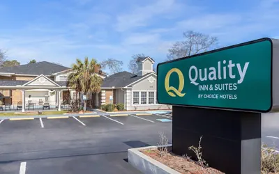Photo 2 - Quality Inn & Suites Lexington