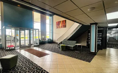 Photo 4 - Studio 6 Suites Fremont, OH