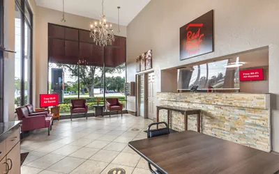 Photo 4 - Red Roof Inn Ft Pierce
