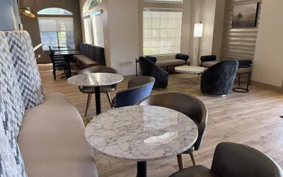 Photo 4 - Best Western Palm Court Inn