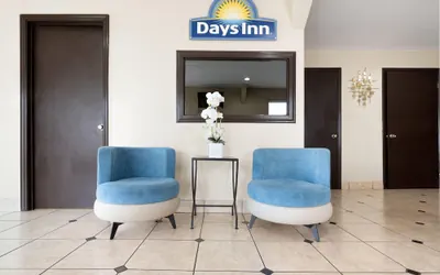 Photo 4 - Days Inn by Wyndham Augusta Wheeler Road