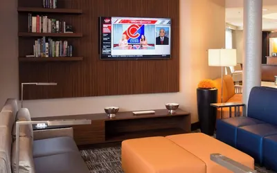 Photo 3 - Courtyard by Marriott Canton