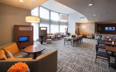 Photo 4 - Courtyard by Marriott Canton