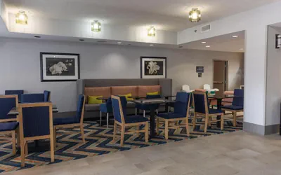 Photo 4 - Hampton Inn Atlanta/Peachtree City