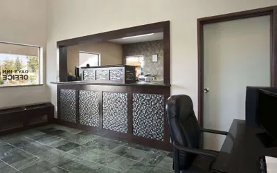 Photo 2 - Days Inn by Wyndham Rocklin/Sacramento