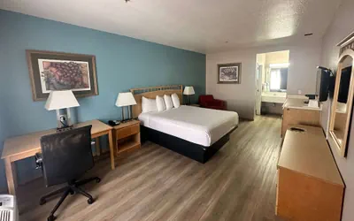 Photo 4 - Days Inn by Wyndham Rocklin/Sacramento