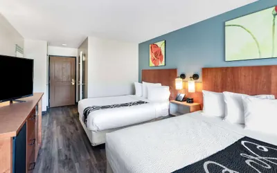 Photo 5 - La Quinta Inn & Suites by Wyndham Helena