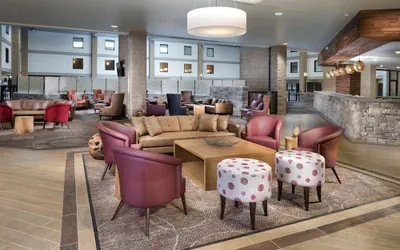 Photo 2 - DoubleTree by Hilton Hotel Lawrence