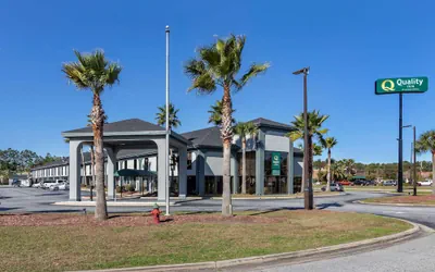 Photo 2 - Quality Inn Brunswick