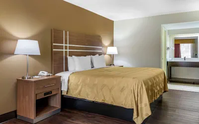 Photo 4 - Quality Inn Brunswick