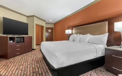 Photo 2 - Best Western Plus Brookside Inn