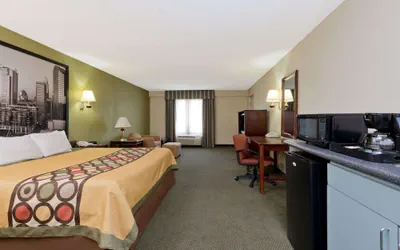 Photo 5 - Super 8 by Wyndham Huntersville/Charlotte Area