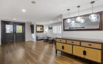 Photo 4 - Dry Creek Inn MOD Collection by Sonesta