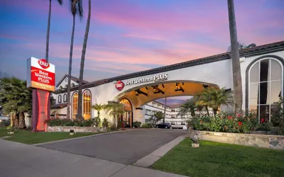 Best Western Plus Newport Mesa Inn