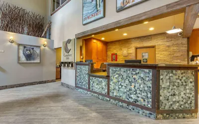 Photo 4 - Comfort Inn Flagstaff South I-17