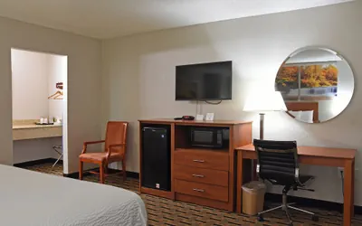 Photo 5 - Days Inn by Wyndham Lebanon