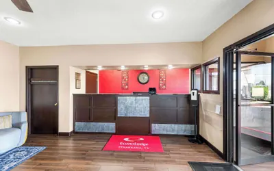 Photo 4 - Econo Lodge Texarkana I-30