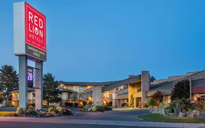 Photo 2 - Red Lion Hotel Pasco Airport & Conference Center