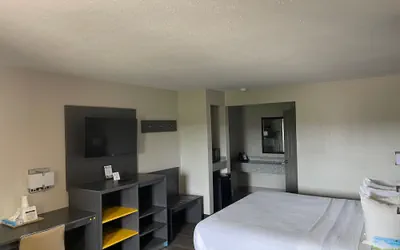 Photo 4 - Days Inn by Wyndham Ruston LA