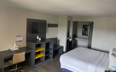 Photo 3 - Days Inn by Wyndham Ruston LA