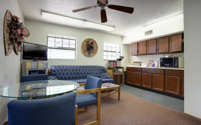 Photo 4 - Country Side Inn