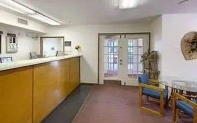Photo 2 - Country Side Inn