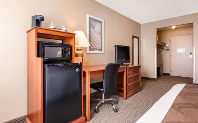 Photo 5 - Quality Inn & Suites New Castle
