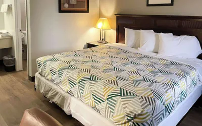 Photo 4 - Studio 6 Suites – Wytheville, VA