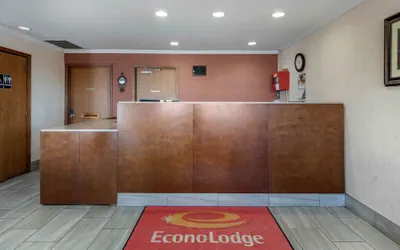 Photo 5 - Econo Lodge Lexington Southeast