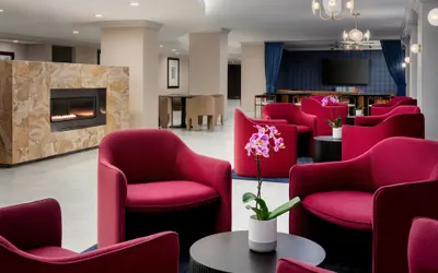 Photo 5 - Hilton Orrington / Evanston