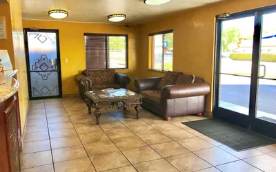 Photo 3 - Days Inn by Wyndham East Albuquerque