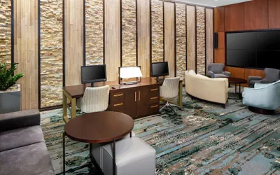 Photo 2 - DoubleTree by Hilton Manchester Downtown
